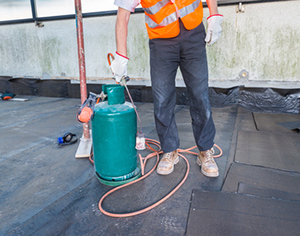 חוזרים לשגרה ודואגים לפתור את בעיות האיטום בבית