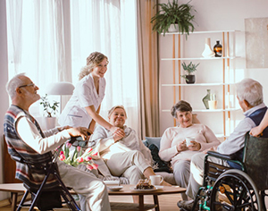 מהם הסימנים המעידים שהגיע הזמן להעביר את יקיריכם לבית הורים?