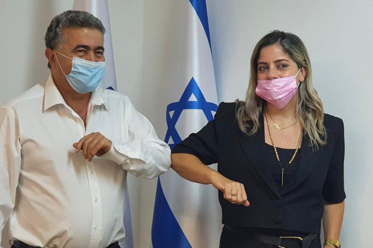 קונים ומשלמים בלי כסף