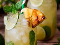 מתכון להכנת קוקטייל חגיגי ללא אכוהול  בטעם וירג'ין מוחיטו מחליטה קרה