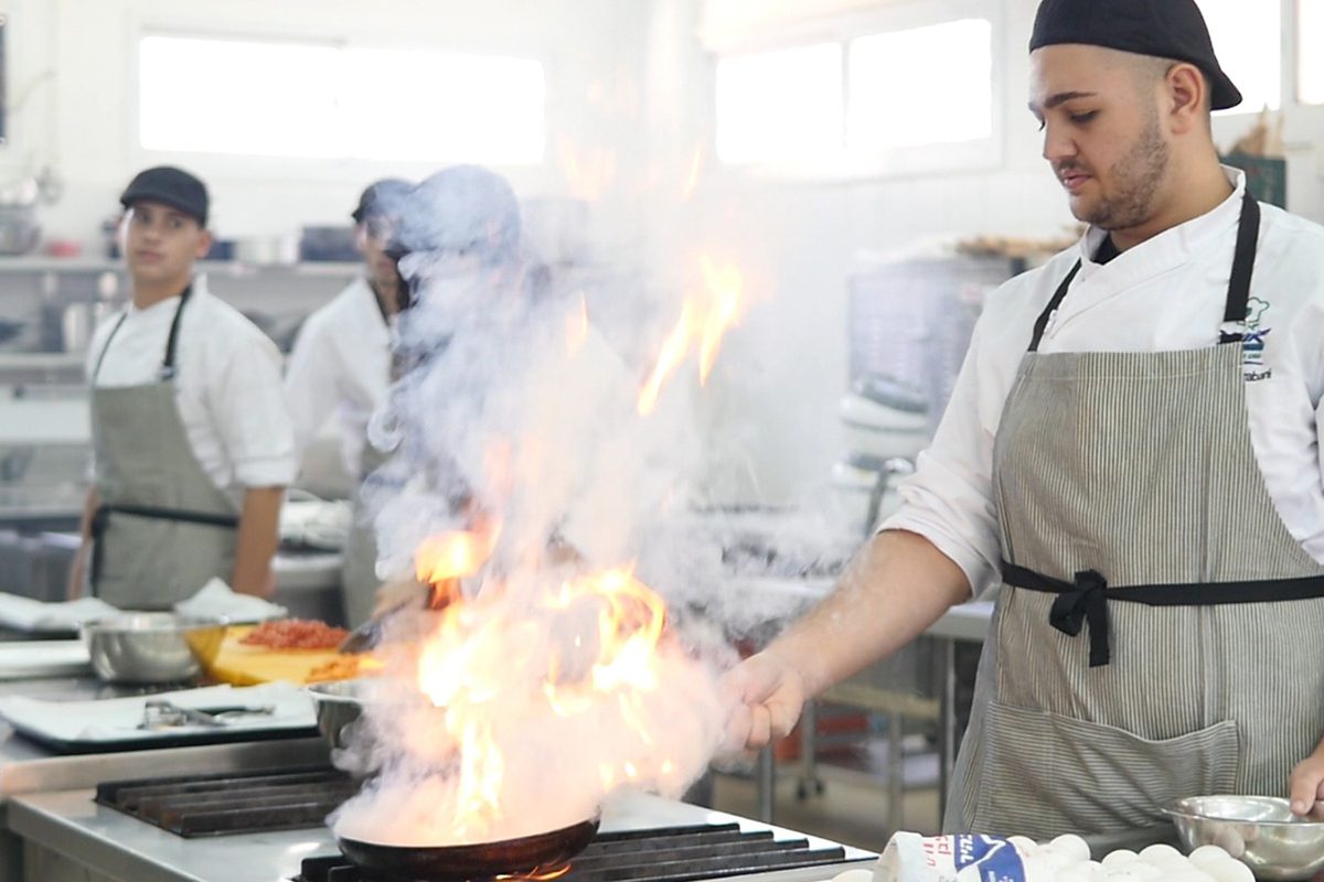 "אורט צריפין": צוות צילום לטובת סרטון תדמית