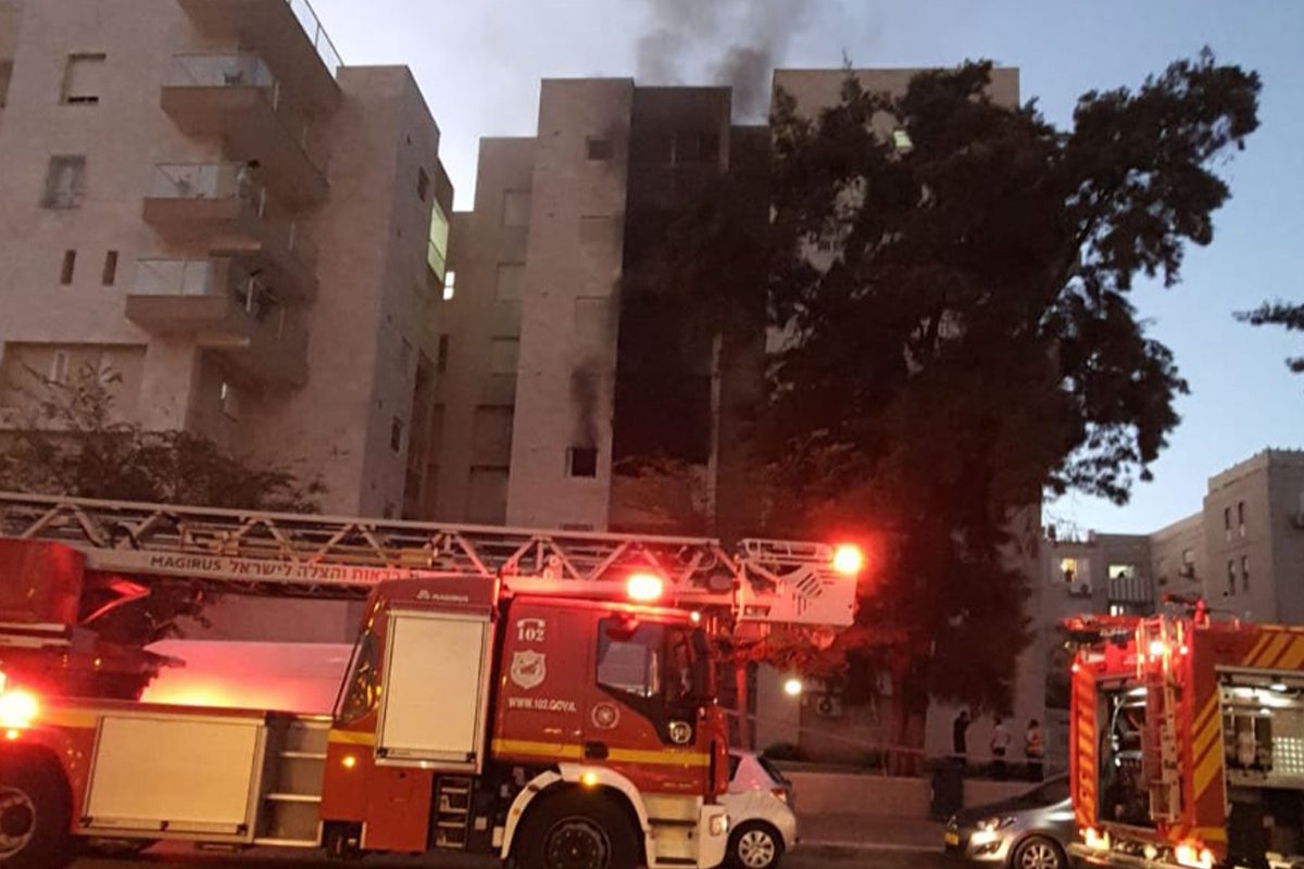 שריפה בבניין מגורים ברובע ח׳