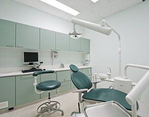 מבינים עקירה כירורגית