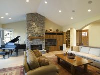 שולחנות מעץ מלא לבית