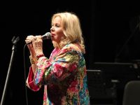 מימונה עם ריימונד אבוקסיס ובנג'מין בוזגלו