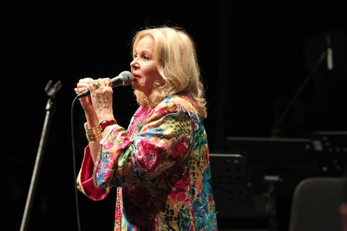 מימונה עם ריימונד אבוקסיס ובנג'מין בוזגלו