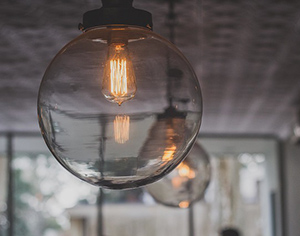 האם אפשר לקנות גופי תאורה אונליין?