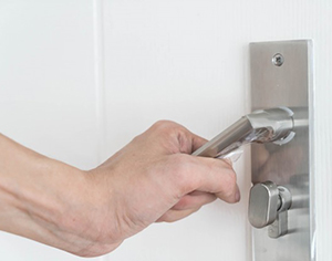 פורץ מנעולים בתל אביב – מה חשוב לדעת