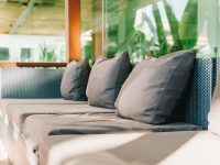 סגירת מרפסות זכוכית  