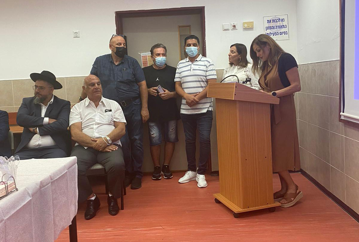 פתיחת חגיגית ווקביעת מזוזה למועדון לעולי צרפת