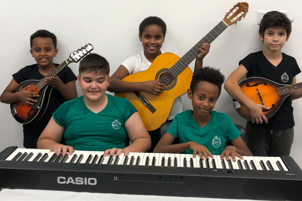 אחדות - האקדמיה למוזיקה ותנועה