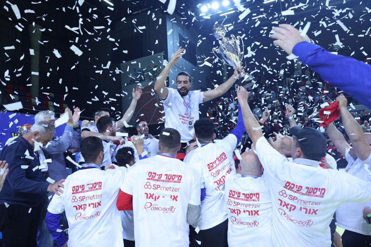 הגביע הוא שלנו - הפועל אשדוד מחזיקת גביע המדינה