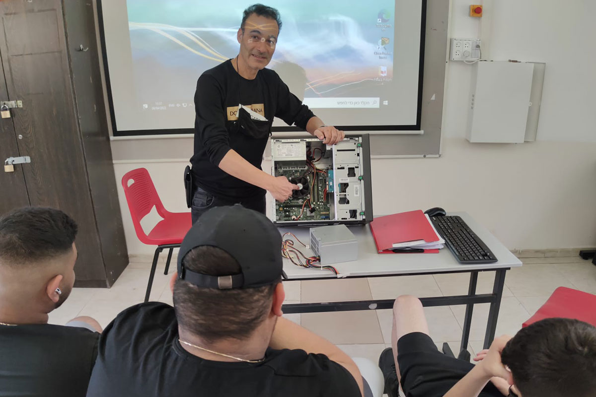 מגמת העתיד באורט צריפין