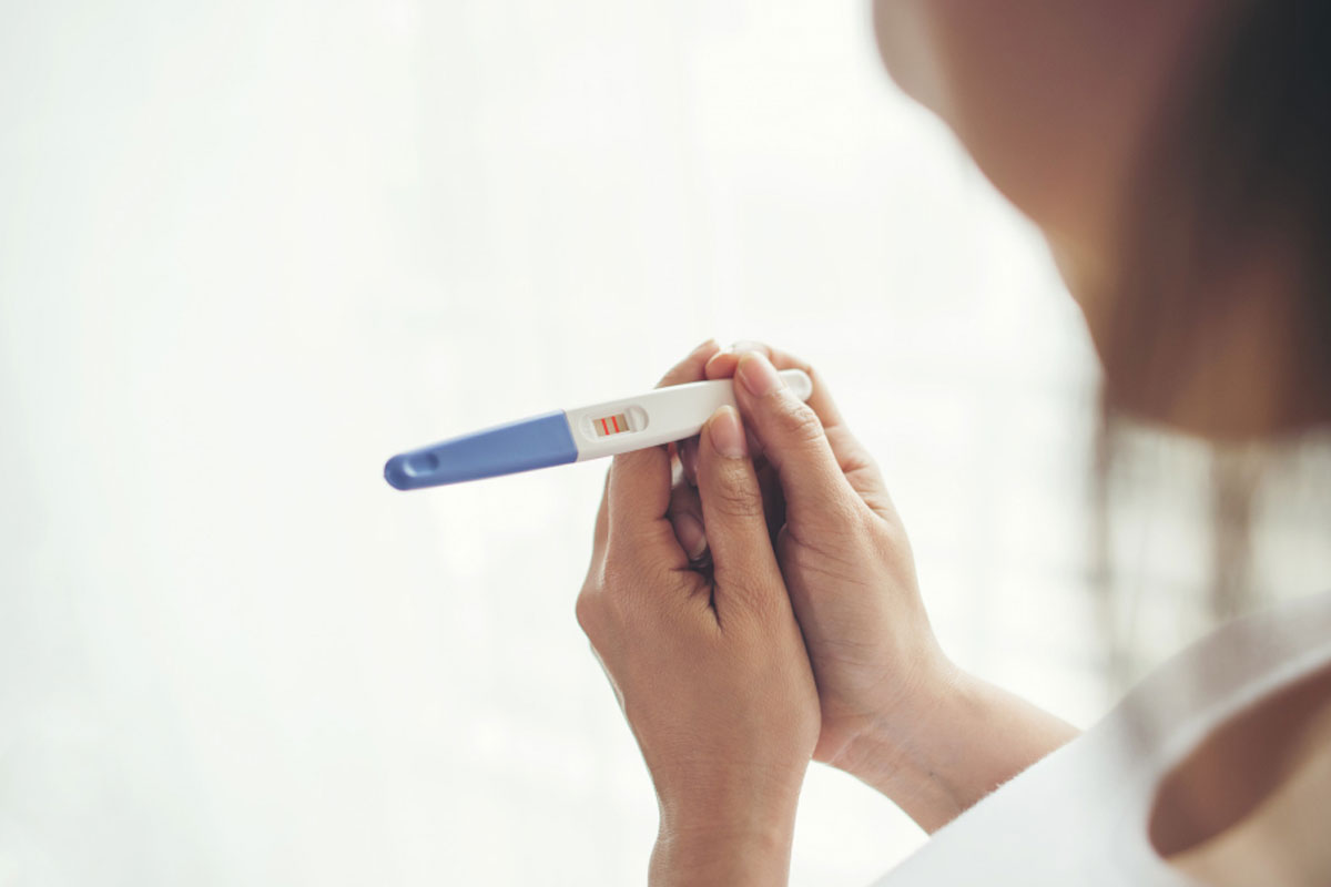 בדיקת הריון ביתית חיובית: מה עושים?