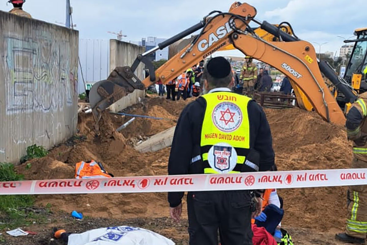 שני פועלים נהרגו כתוצאה מקריסת קיר בטון באשדוד