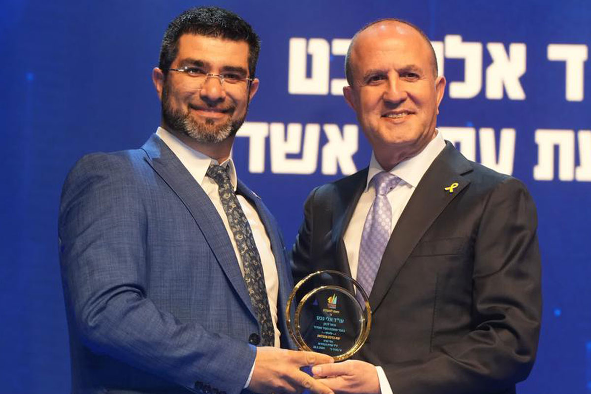 מי מתעסק זה מיקו... נכט מכחיש התעסקות בועידת הליכוד