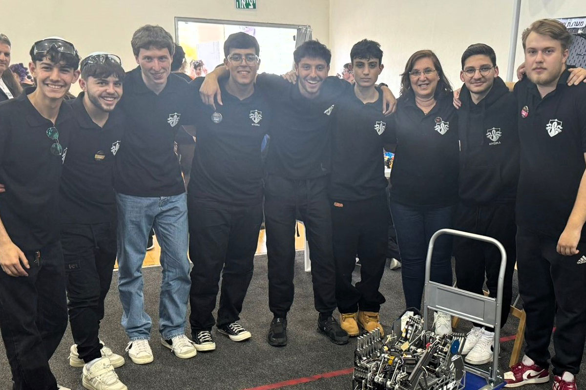 נבחרת הרובוטיקה של אשדוד כובשת את הפסגה