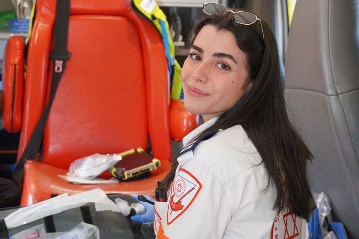 גיבורה: הפראמדיקית אושרית חדד תקבל את אות הגבורה