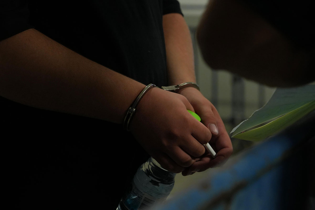 צעיר בן 22 מאשדוד הוא החשוד בהשלכת הרימון שפגע בנערות