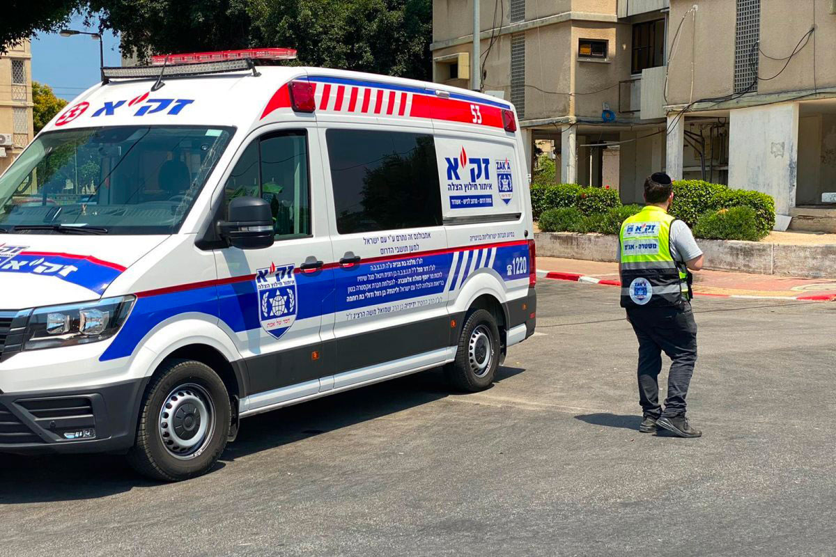 גבר אותר ללא רוח חיים בדירתו, ימים לאחר מותו