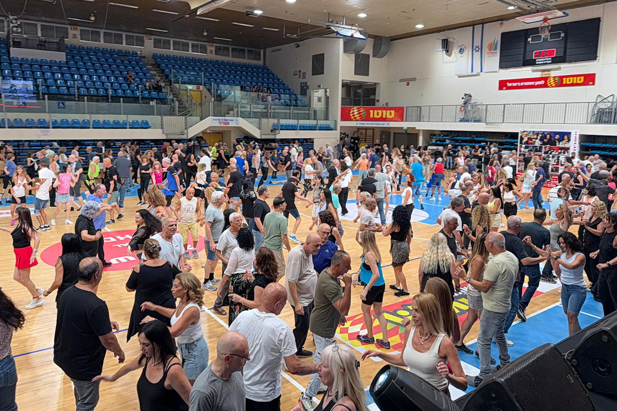 ואתם רוקדים... אשדודאנס ממלא אולמות