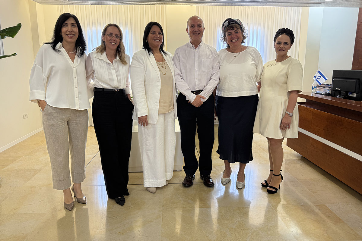 פותחים שנת לימודים