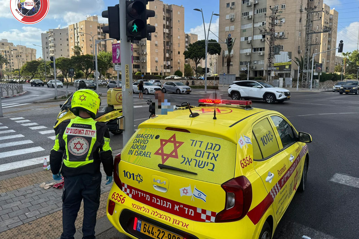 רוכב אופניים חשמליים נפצע בינוני בתאונת דרכים באשדוד
