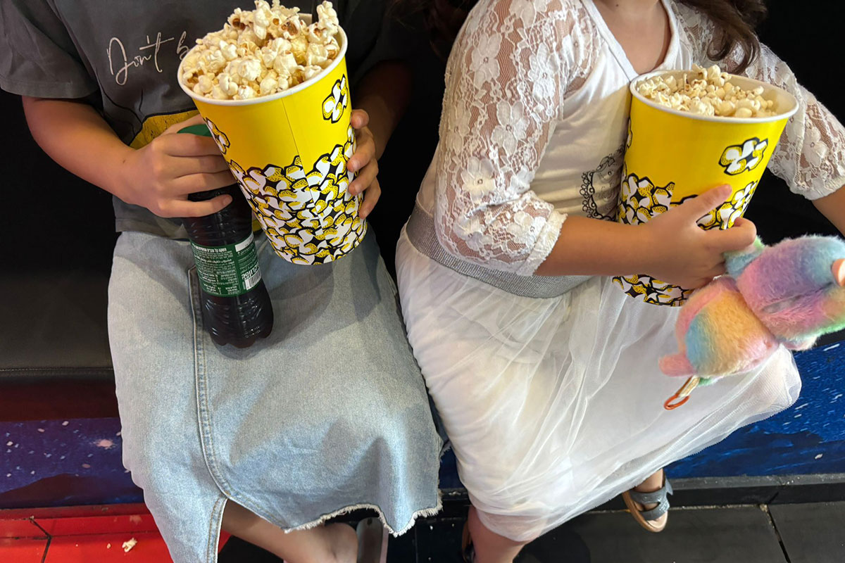 חוויה מרגשת בסינמה סיטי אשדוד: 650 הורים וילדים ביום כיף