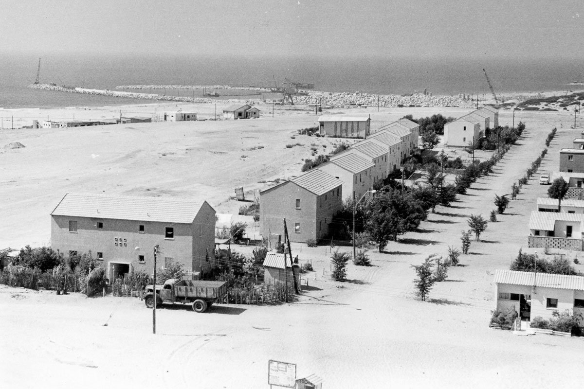 ארכיון אשדוד - בימים שעוד לא היה מינהל תפעול