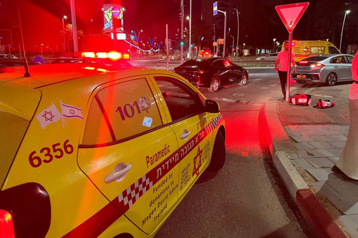 אירוע דקירה בסיטי: בן 15 נמצא דקור על המדרכה