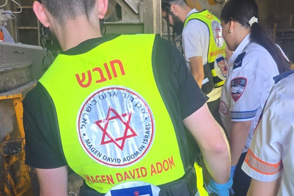 פועל נהרג בתאונת עבודה באשדוד