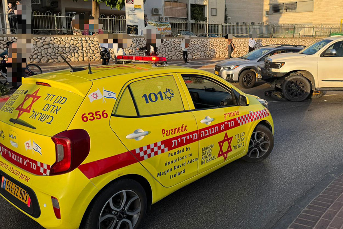 רוכב אופניים חשמליים נפצע בינוני בתאונת דרכים