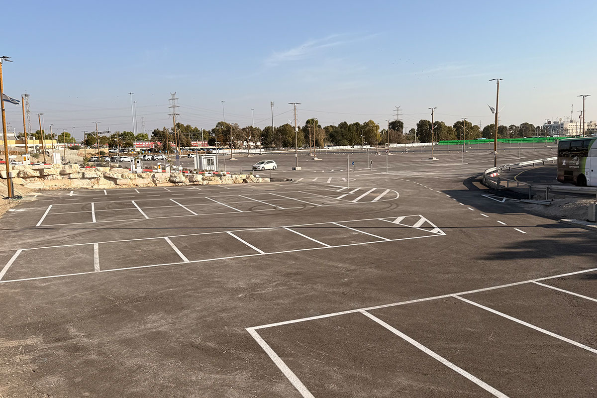 אשדודים מצביעים ברגליים: החניון החדש ברכבת נותר ריק