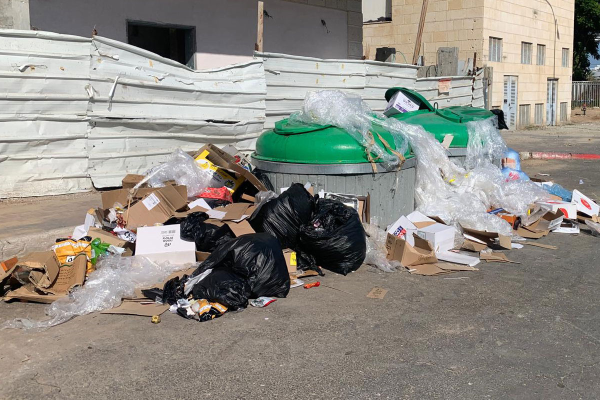 השביתה האיטלקית של קבלן הניקיון בעירייה - לסרי: ״תחזור מייד״!