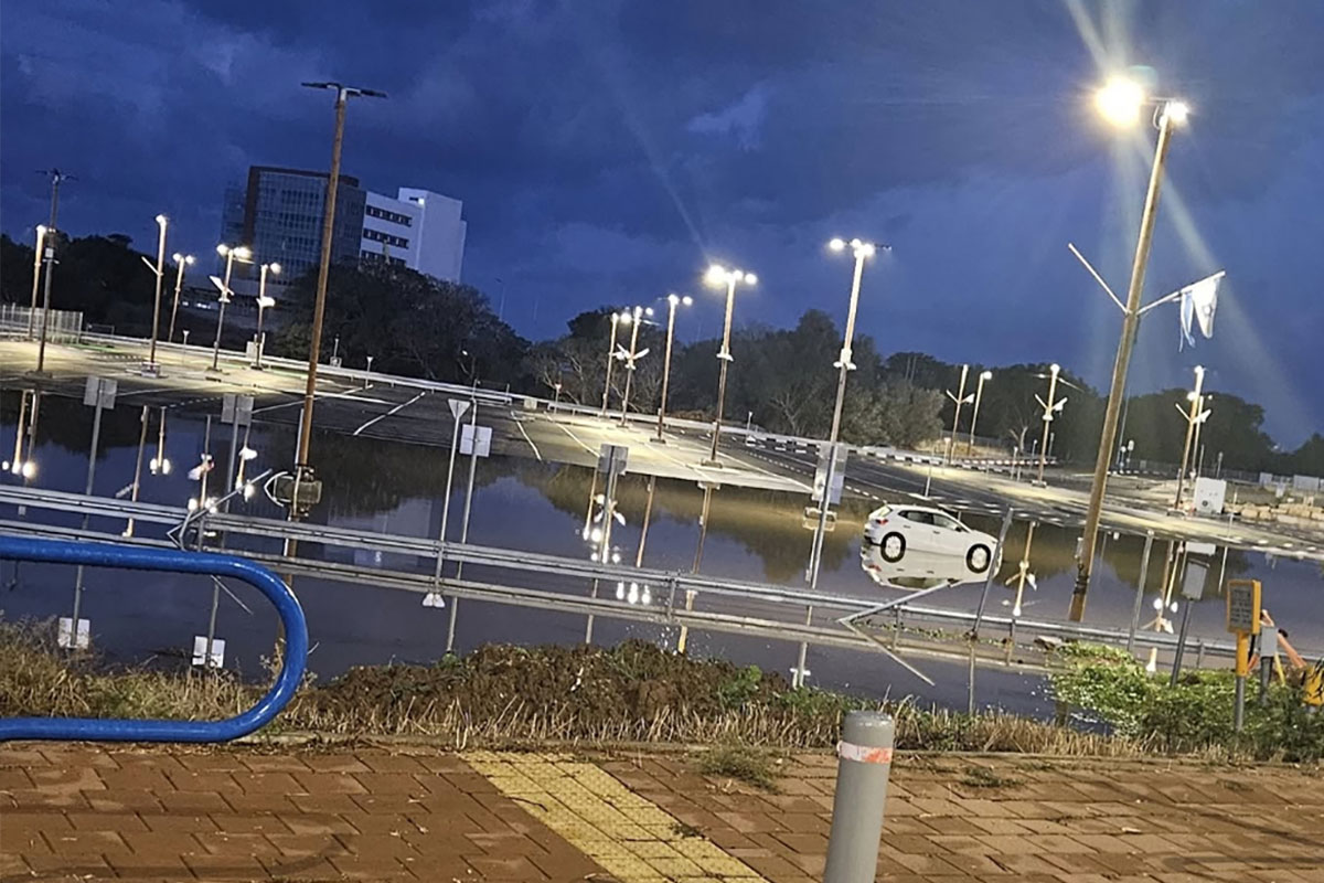 החניון ברכבת הוצף, לאן ניקזו את המים?