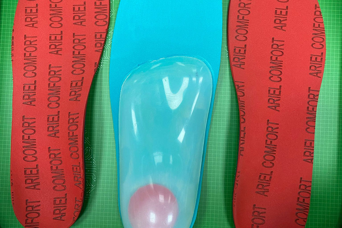 סריקה תלת ממדית ומיפוי לחצים לכף הרגל - אריאל אורטופדיה