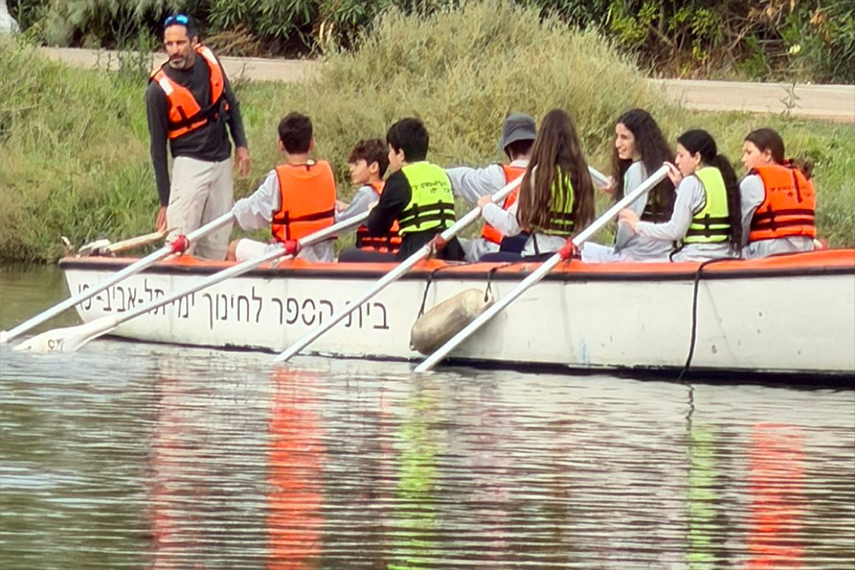 מפגש החתירה הארצי: הישגים מרשימים לנבחרת החינוך הימי אשדוד