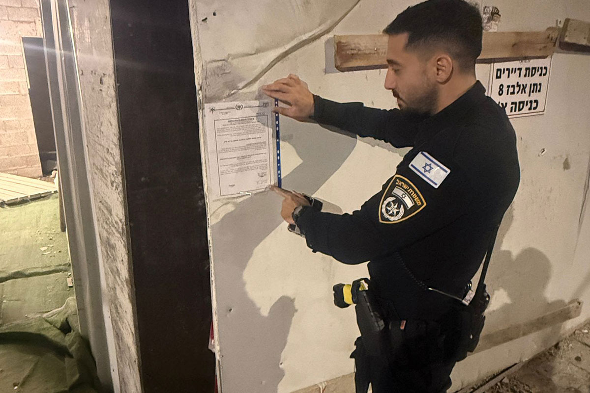 צו סגירה לאתר בנייה בו עבדו בניגוד לחוק 10 שוהים בלתי חוקיים