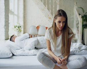 איך להתמודד עם משברים ואתגרים בזוגיות מבלי לאבד חיבור?