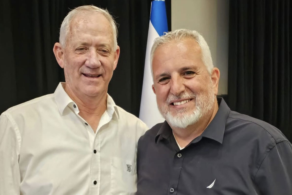 דויד אסייג יארח הערב את בני גנץ - מפגש אינטימי