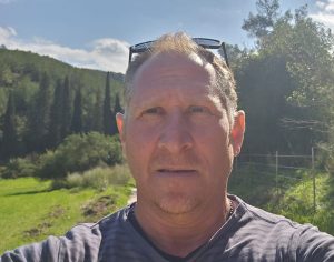 הכירו את ד״ר העצים של אשדוד