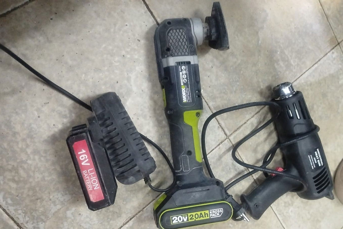 2 חשודים נעצרו בחשד להתפרצות וגניבת כלי עבודה בשווי אלפי שקלים