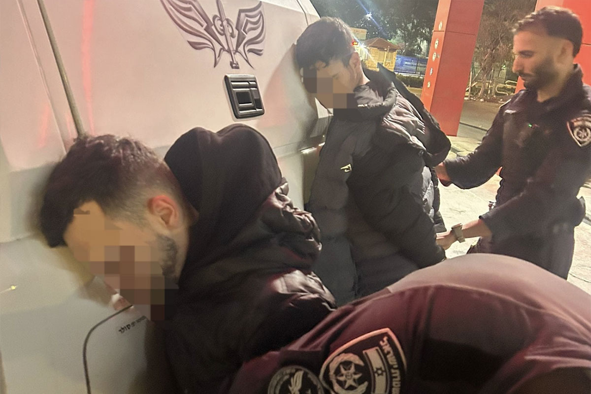עצרו שני חשודים בתום פעילות מבצעית בעיר אשדוד בחשד לעבירות רכוש
