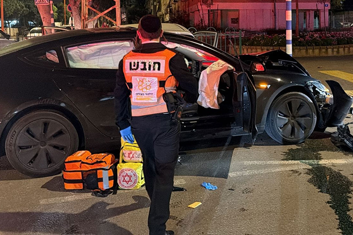 אשדוד: פצועים בינוני וקל בתאונת דרכים