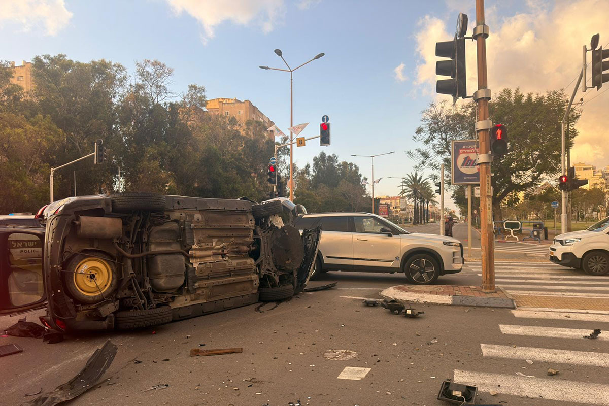 אשדוד: נהגת נפצעה באורח בינוני עד קשה בתאונת דרכים ברחוב דב גור