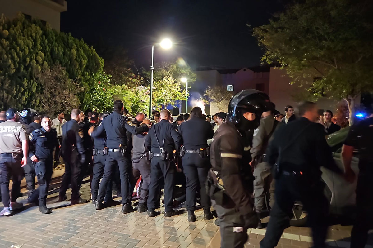 הוארך מעצרם של בחורי הישיבה מאשדוד: “המחאה חרגה מגבולות הלגיטימיות”