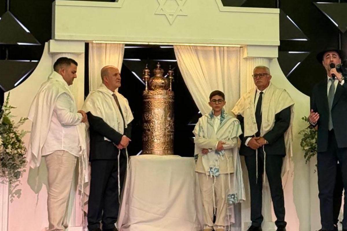 מזל טוב לראש העיר שחוגג בר מצווה לנכדו אביתר דוד