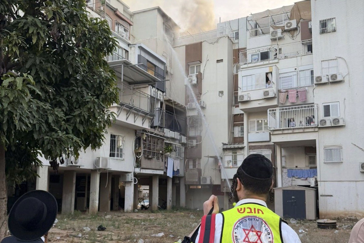 שריפה פרצה בדירה באשדוד: לוחמי האש השתלטו על האירוע ללא נפגעים