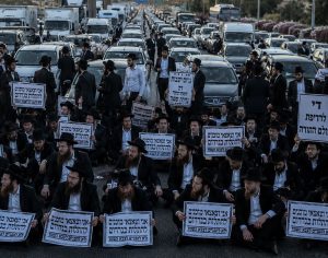 מחאת הגיוס משנה כיוון: שיירות איטיות במקום חסימות כבישים