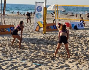 הכדור עף, האדרנלין עולה: חצאי הגמר והגמר בחוף הקשתות